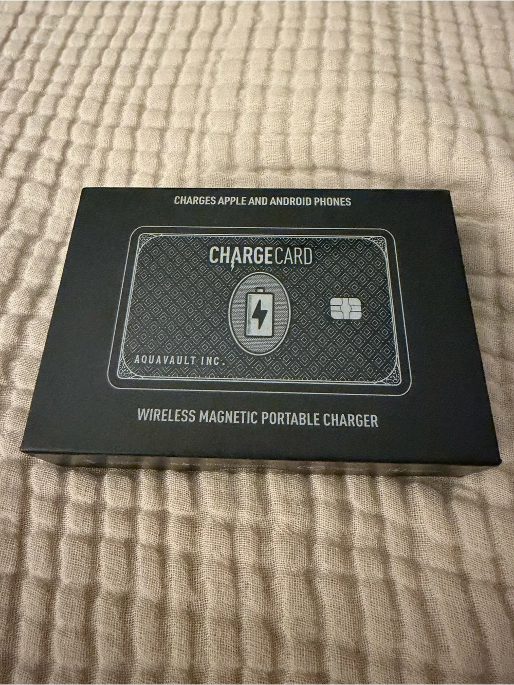 Aquavault Inc ChargeCard Wireless Magnetic Portable Charger NIB